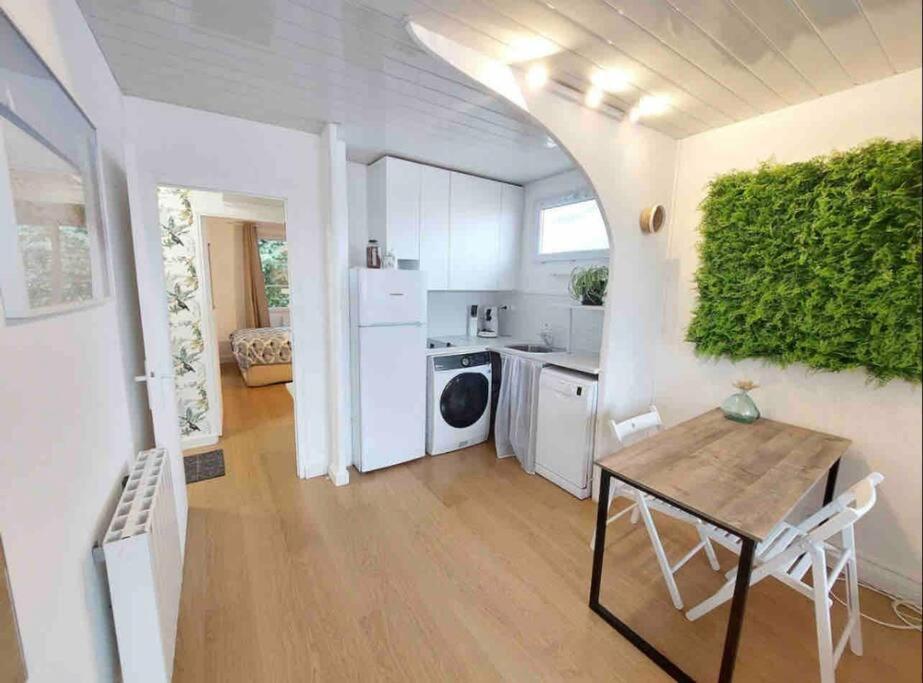 Appartement Vue Mer/tout A Pied/calme/plage/ Parc Mauresque Arcachon